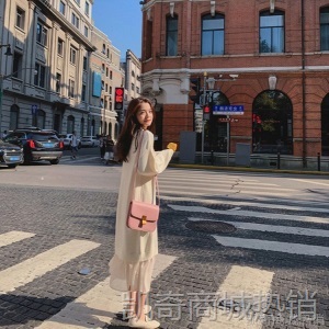 秋冬装2020年新款法式减龄显瘦中长款毛衣过膝长袖针织连衣裙子女