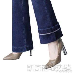 女士显瘦微喇叭大码加长高腰牛仔裤2020秋冬宽松加厚加绒喇叭裤女