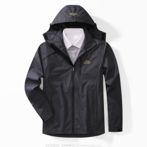2021定制户外单层冲锋衣男春秋滑雪透气耐磨情侣登山服女薄款外套