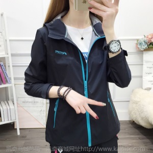 春秋户外软壳冲锋衣女薄款防水透气登山徒步服男弹力运动风衣外套