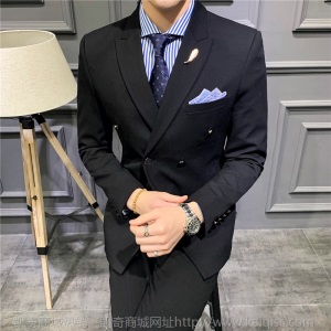 秋冬男士休闲西服套装3件套双排扣小西装修身青年男装结婚礼服潮