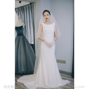 主法式轻婚纱缎面简约拖尾2020新款宫廷新娘结婚修身显瘦高档韩版