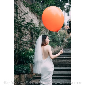 旅拍轻婚纱2020秋冬季新款简约大方吊带新娘结婚露背鱼尾礼服出门