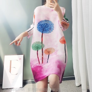 三宅褶皱蒲公英梦幻印花亮色连衣裙时尚设计图案2021春装新品宽松