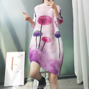 三宅褶皱蒲公英梦幻印花亮色连衣裙时尚设计图案2021春装新品宽松