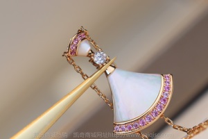 七夕款裙子 大裙子项链链 红玛瑙 白贝 大扇子项链 v金工厂家直销
