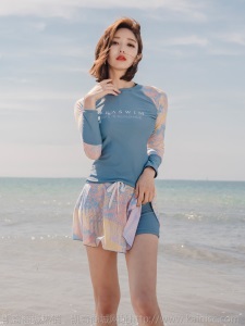 新款韩国女性感蕾丝保守显瘦大胸小胸钢托聚拢泡温泉游泳衣