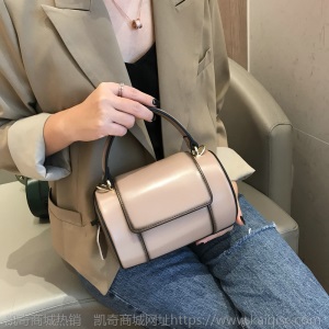复古女士流行小包包单肩包911圆桶包时尚百搭斜挎手提民族风女包