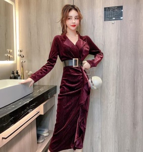 西装领亮丝连衣裙女2020秋冬装新款性感修身荷叶边打底开叉礼服裙