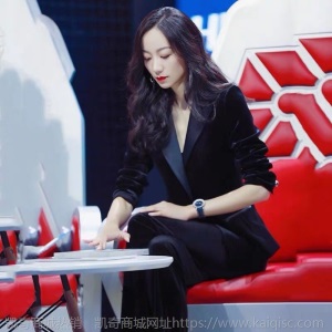 明星同款金丝绒西服套装女秋冬新款时尚气质英伦风西装两件套