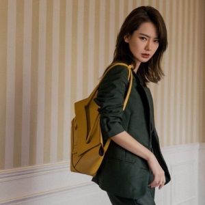 明星同款墨绿色西装套装女初秋新款韩版时尚气质休闲西服批发