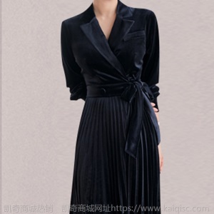 轻奢名媛遮肚显瘦气质百褶裙子秋冬装新款女长袖西装领连衣裙