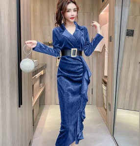西装领亮丝连衣裙女2020秋冬装新款性感修身荷叶边打底开叉礼服裙