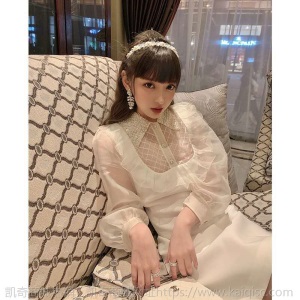 心蓝grace 秋装高端轻奢名媛重工钉珠亮片欧根纱泡泡袖白色连衣裙