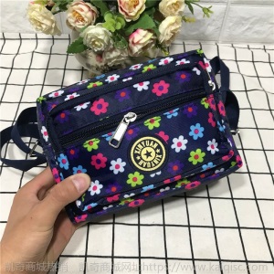 批发地摊包斜挎包女士休闲帆布妈咪包单肩包老年人花布包