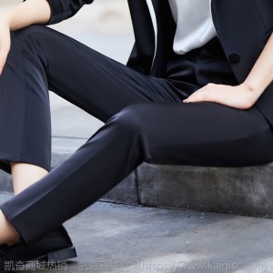 醋酸缎面网红小西装外套女职业套装气质秋季韩版垂感西服两件套潮