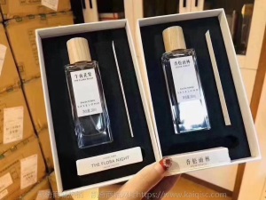 正品三草两木护肤品套装洗面奶面膜补水保湿收缩毛孔三草两木公司