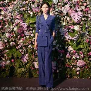 明星同款灯芯绒西装套装女韩版气质春秋时尚显瘦西服微喇裤两件套