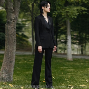 明星同款小西装套装女2020秋冬新款韩版女神范气质职业正装两件套