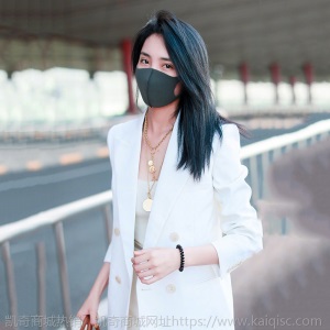 明星同款垂坠西装短裤套装女2020年夏季薄款修身小西服外套两件套