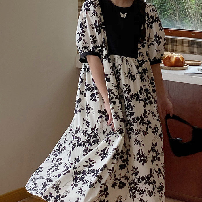 宽松韩版碎花刺绣拼接连衣裙女学生夏季2021新款泡泡袖中长款裙子
