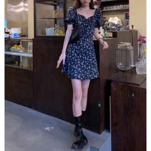 春夏新款韩版2021复古少女小碎花蝴蝶结显瘦时尚气质连衣裙女