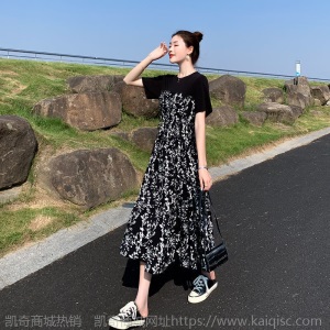 夏季碎花连衣裙2021新款法式初恋桔梗温柔森系ins超仙显瘦长裙子