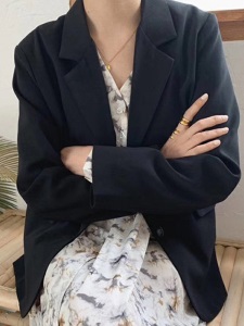白色西装外套女春装2021新款韩版设计感宽松显瘦休闲网红西服上衣