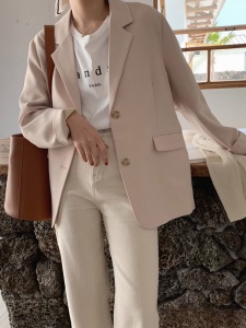 白色西装外套女春装2021新款韩版设计感宽松显瘦休闲网红西服上衣