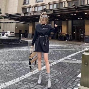 D家字母编织包女2021新款刺绣单肩斜挎手提大容量手工草编草包