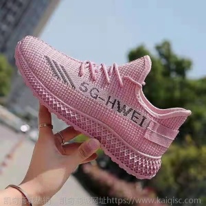 一件代发2021款女鞋春季女布鞋地摊鞋货源老北京布鞋女新款运动鞋