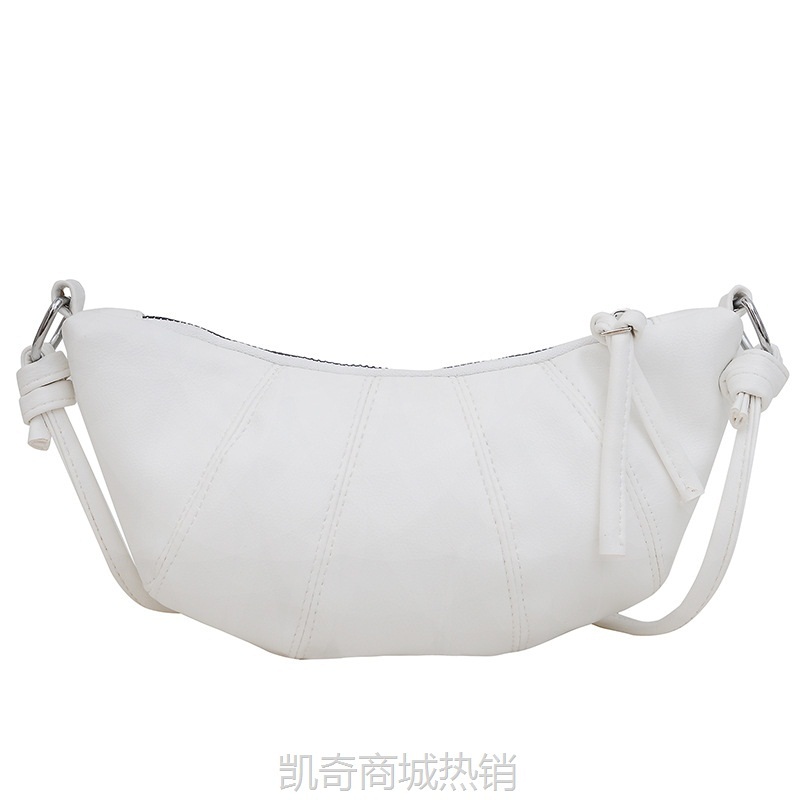 法式牛角包小包包女2024新款纯色百搭斜挎包设计感小众单肩通勤包