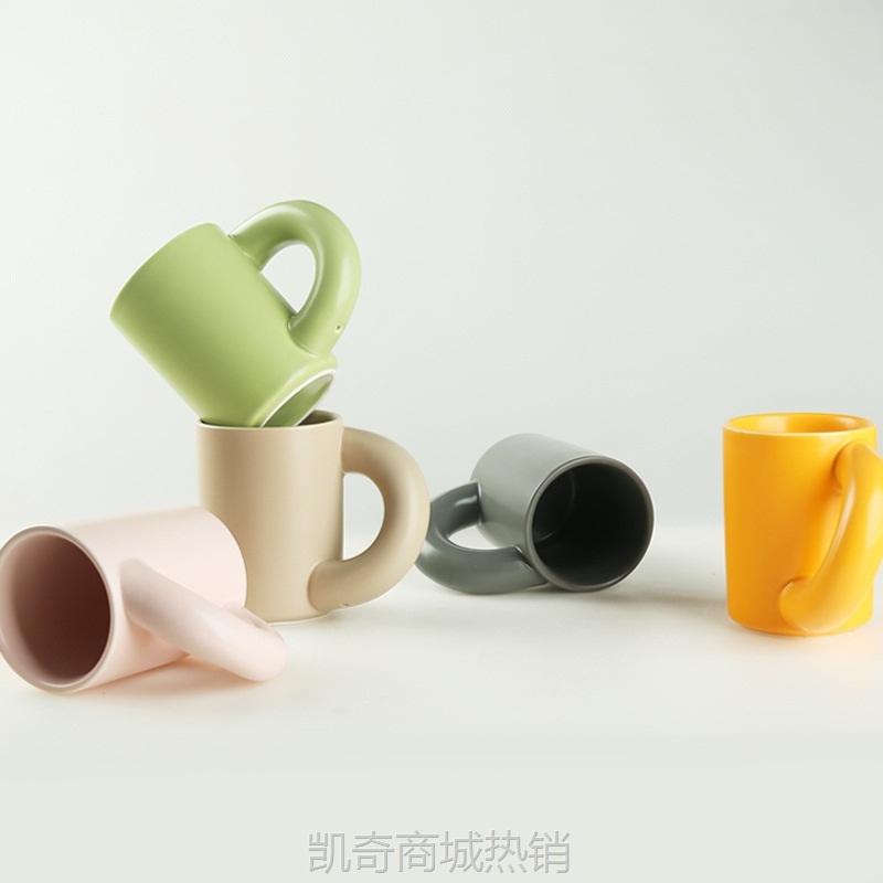 北欧ins风网红大耳朵马克杯歪把陶瓷粗手柄水杯咖啡杯创意艺术感