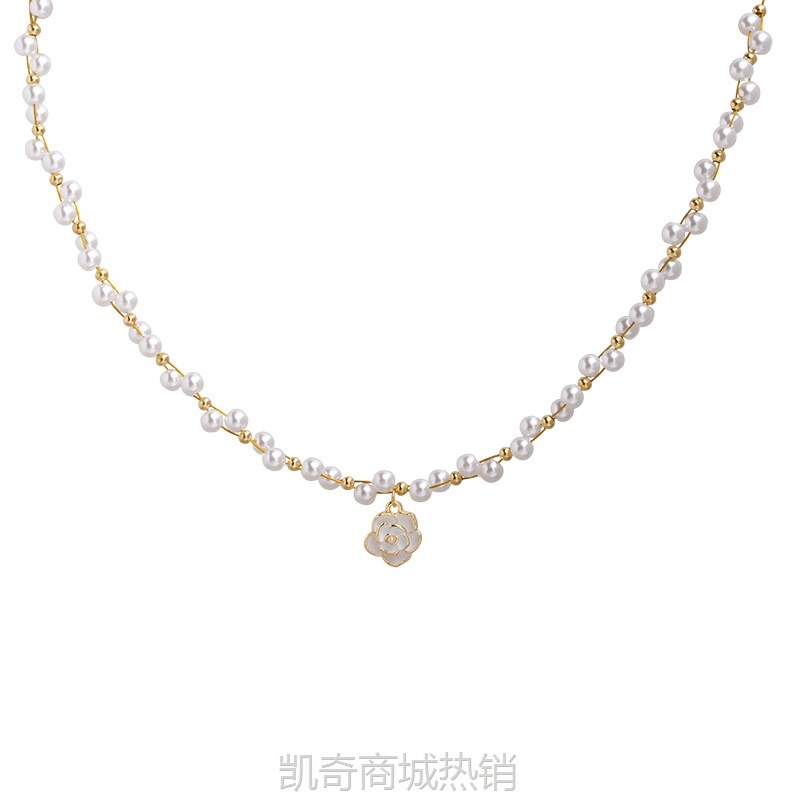 高级感爆款蝴蝶珍珠项链女ins风百搭小众新品锁骨链轻奢精致配饰