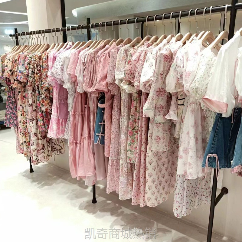 韩系夏季新款清新雪纺碎花连衣裙设计感小众裙子品牌女装批发货源
