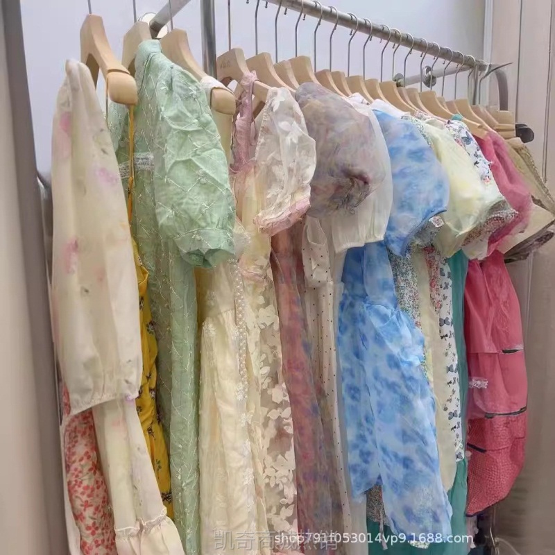 【♥首单0.1元♥】杭州四季青法式连衣裙女2024女夏季新款高级设计感甜美风连衣裙