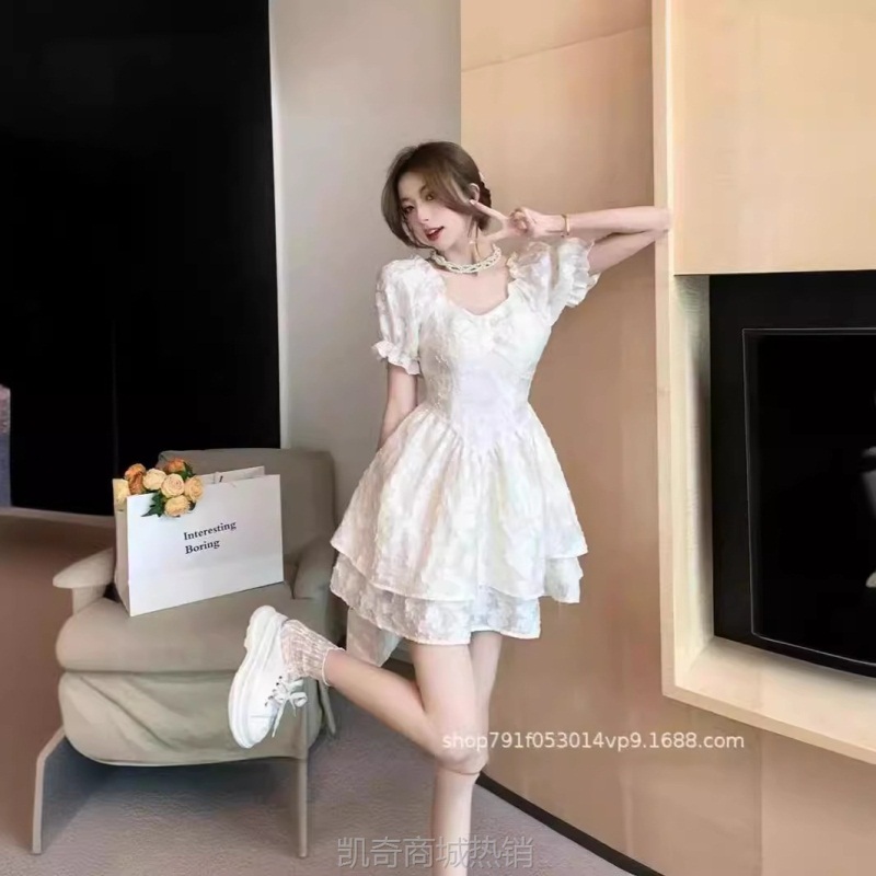【♥首单0.1元♥】轻奢连衣裙女夏高级感收腰短裙甜辣风海边度假风短裙直播货源批发