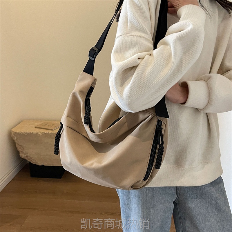 【♥首单3元♥】时尚通勤大容量单肩斜挎包包女新款休闲百搭托特包韩版腋下包