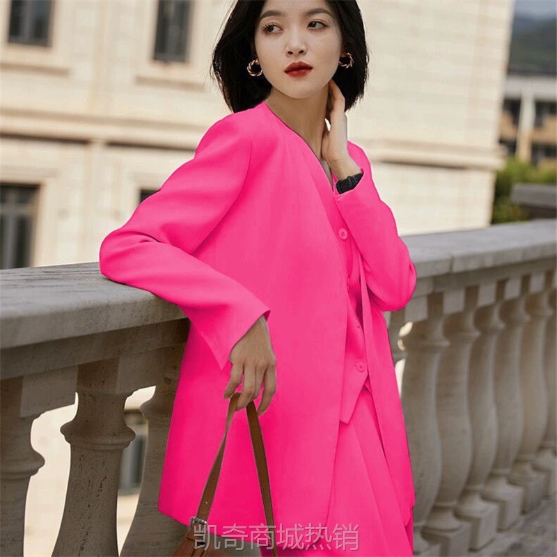 米白色西装套装女秋季2024新款气质女神范时尚休闲中长款韩版西服