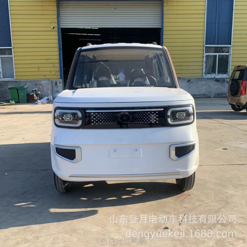 新款电动四轮车全封闭式女士成人新能源老头乐车代步电车