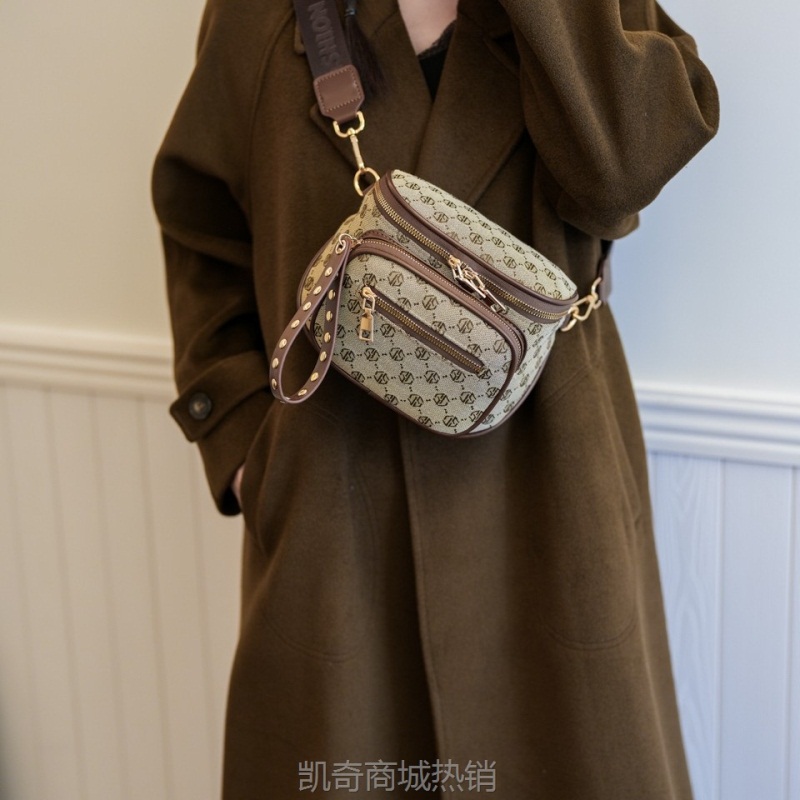 老花跨境小方包包女2024新款斜挎包高级感直播网红百搭休闲单肩包