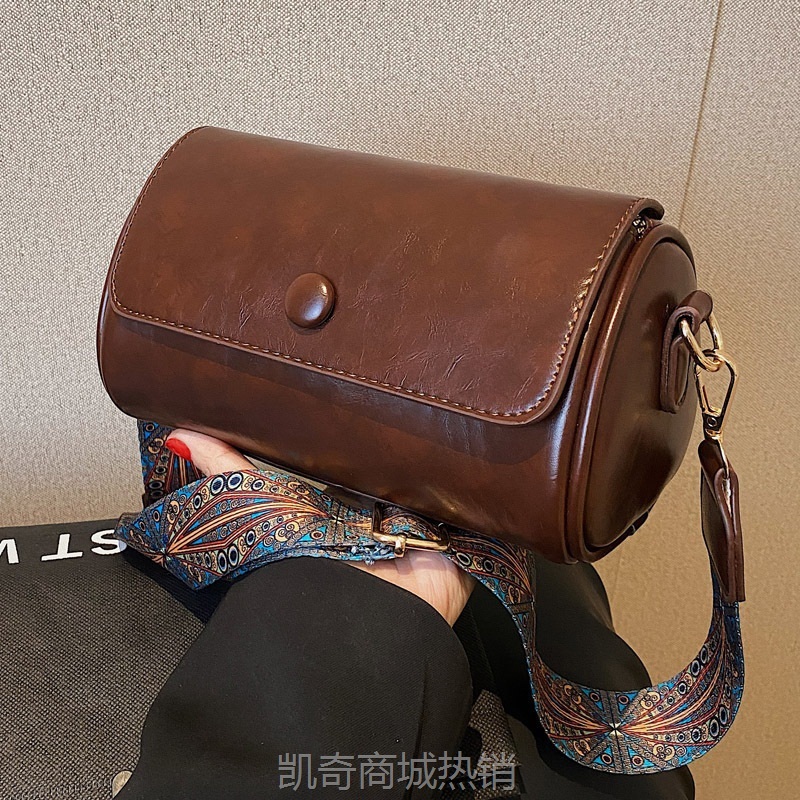 复古小包包女包小众2024新款潮春季百搭宽带单肩斜挎包爆款圆筒包