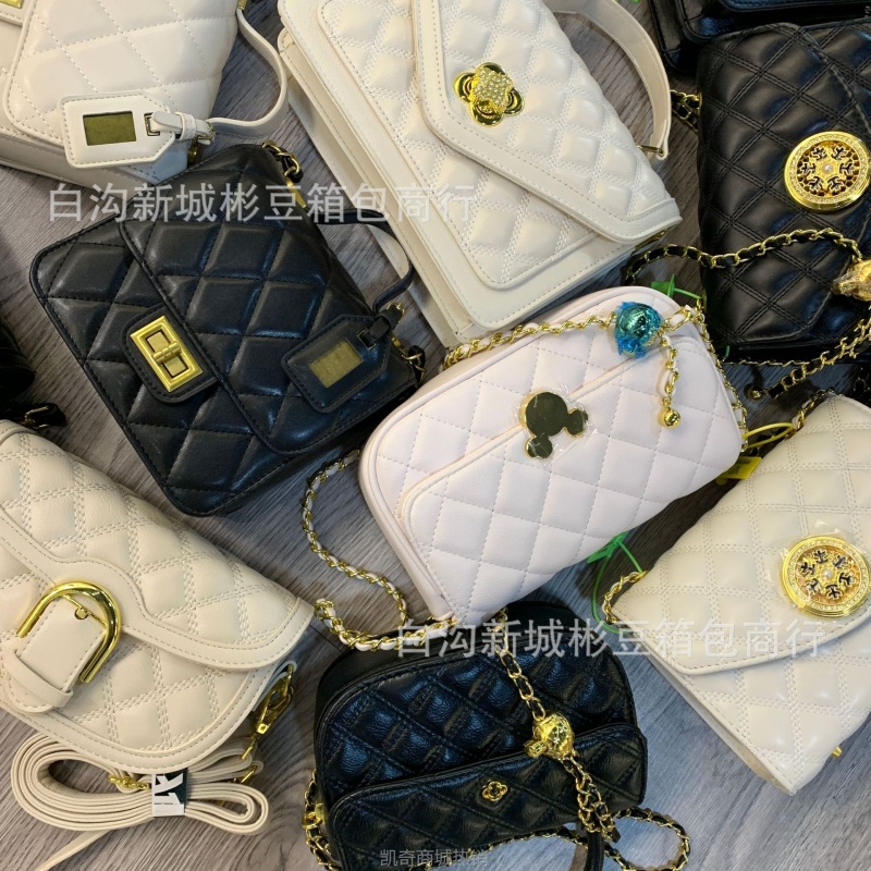 外贸尾货女包杂款跨境直播货源网红同款库存包单肩斜挎包特价批发