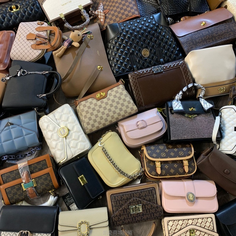 跨境杂款女包直播货源女士包包库存尾货小众品牌单肩斜挎包原包装