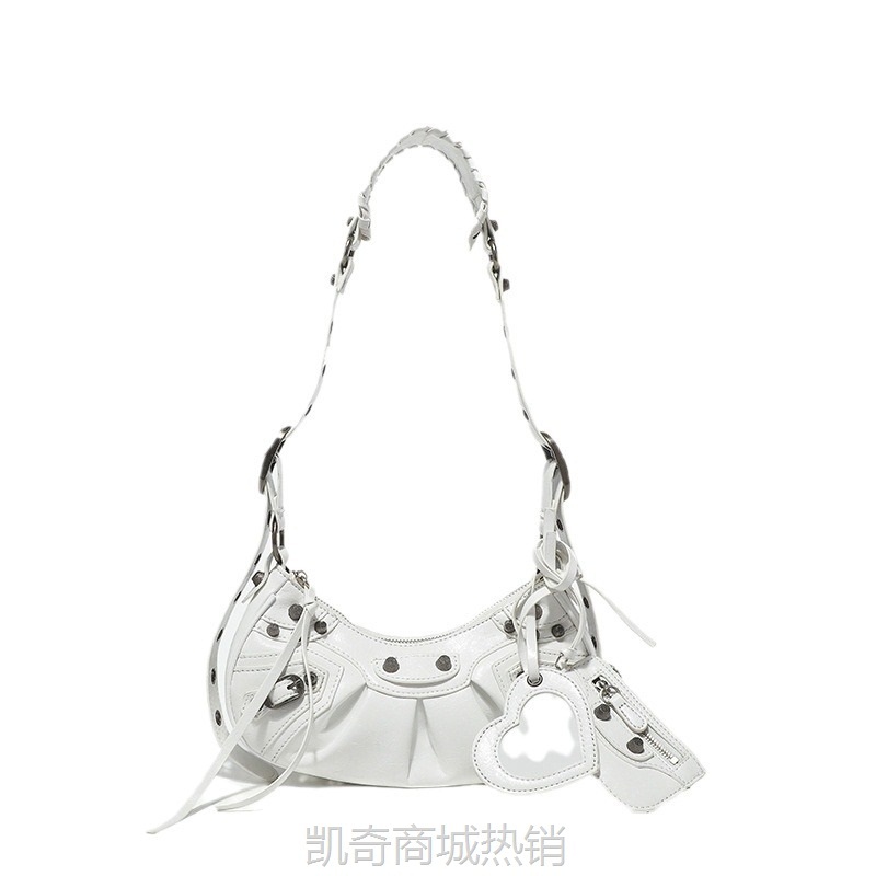 2024新款机车腋下包女真皮褶皱月牙包铆钉流苏三合一单肩斜挎女包
