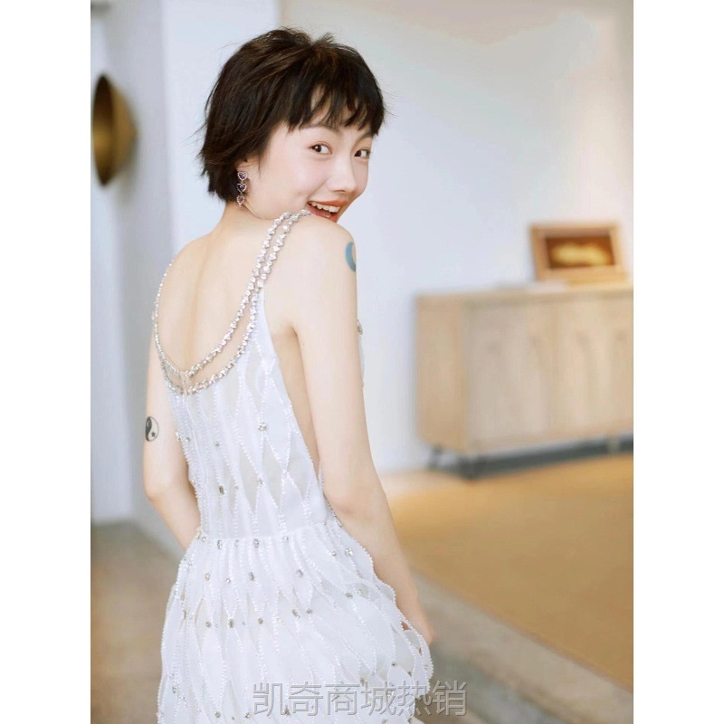 吊带晚礼服裙女2024新款高级感高端宴会气质主持人演出服明星同款