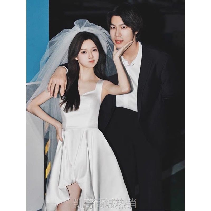 吊带晚礼服小众轻奢领证登记小白裙轻婚纱缎面白色连衣裙气质简约