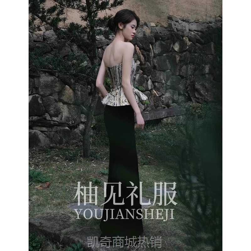 新中式晨袍女高级感新娘订婚订婚礼裙敬酒服黑色宴会主持人晚礼服