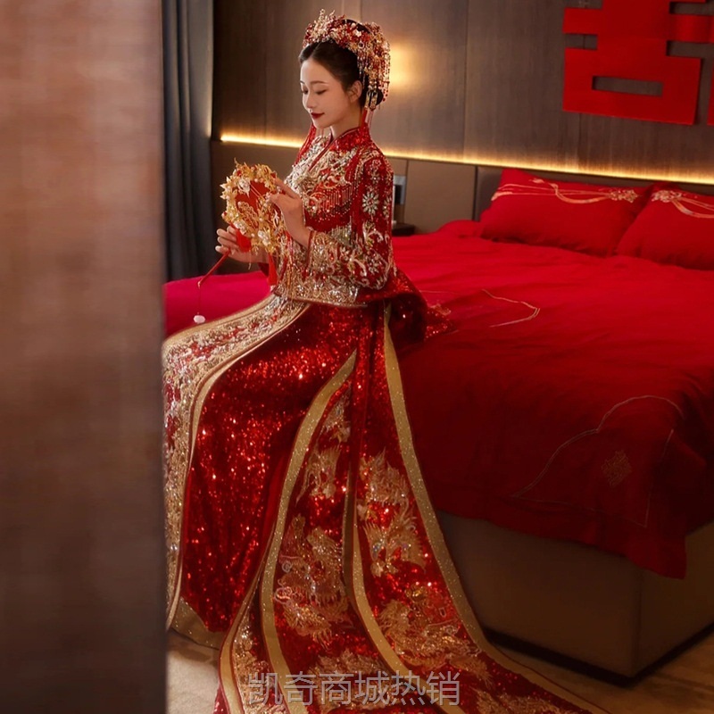 拖尾秀禾服新娘2024新款中式婚纱嫁衣结婚龙凤褂敬酒服重工秀和服