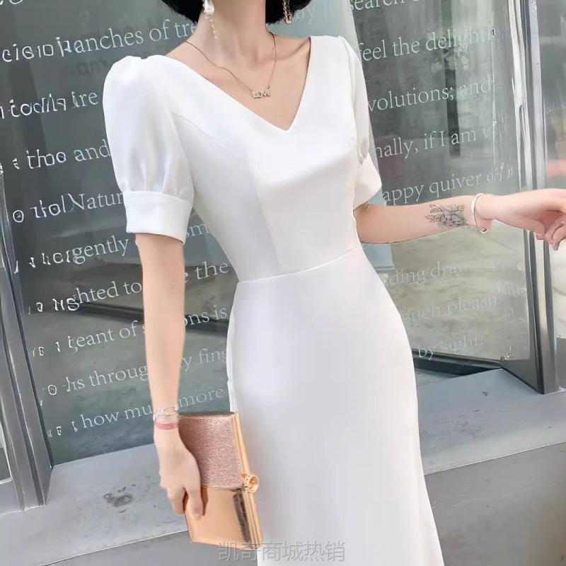 白色晚礼服女2024新款长款V领高端大气优雅高贵平时可穿现代性感
